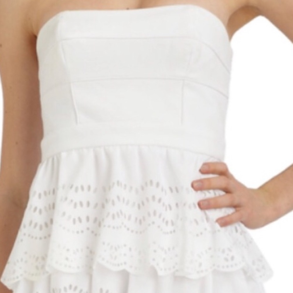 Cynthia Steffe White Laser Cut Dress NWT size 6